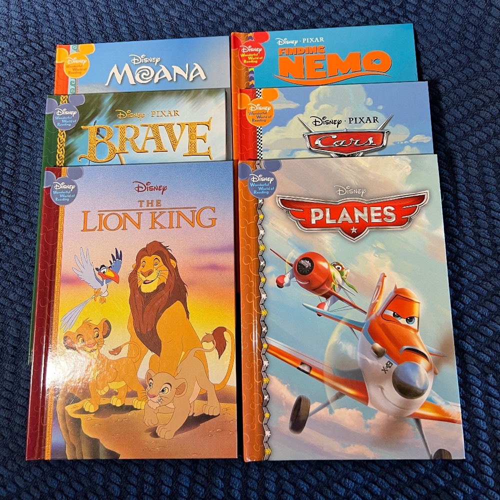 Set of 6 Disney Books
